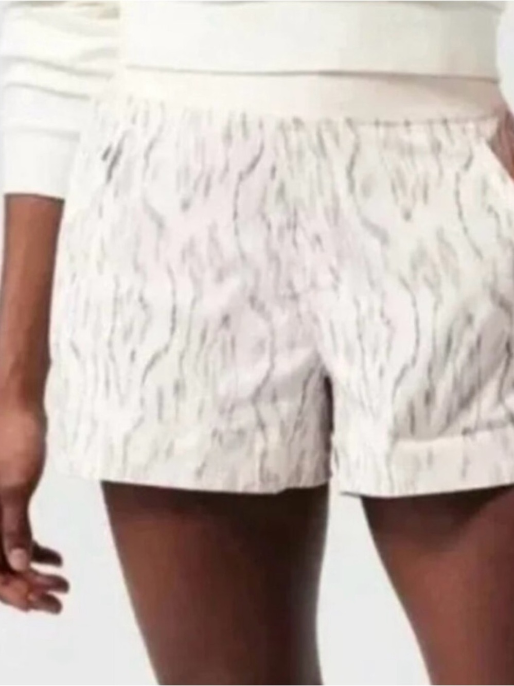 Athleta Trekkie North Shorts in Ikat Magnolia
